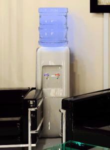 家用饮水机清洗方法 清洗家用饮水机的实用方法
