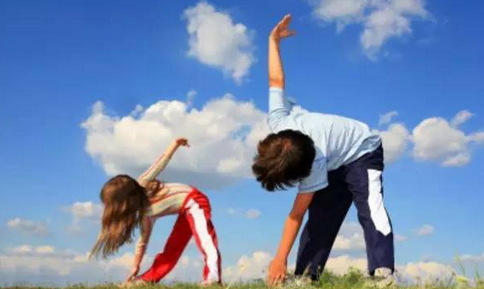 用最好的方法教育孩子 教育孩子最著名的12种方法  每一种都值得借鉴！