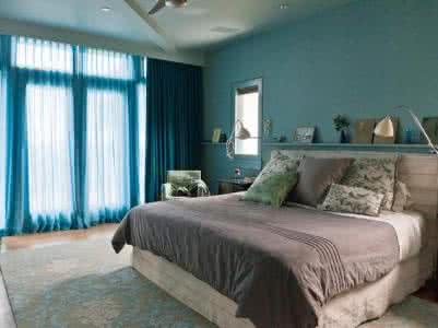 睡觉手机放床头的危害 睡觉手机放床头好吗 睡觉手机放床头的危害有哪些