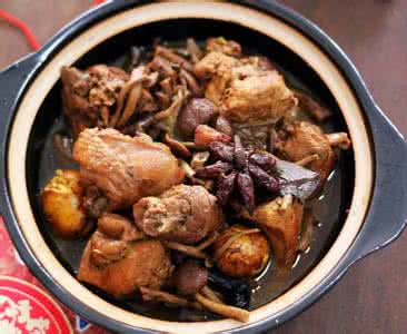 东北菜小鸡炖蘑菇 东北菜 小鸡炖蘑菇