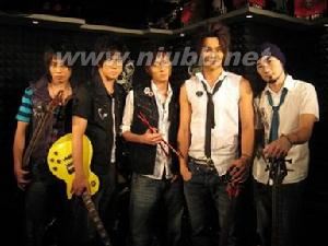 东城卫 东城卫：东城卫-早年经历，东城卫-乐队信息 东城卫