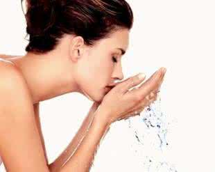 弄女人重要的部位视频 女人5大重要部位怎么洗