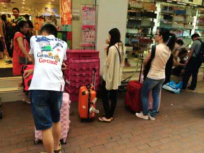 澳门购物比香港便宜 为什么说澳门的购物体验比香港好N次方倍！