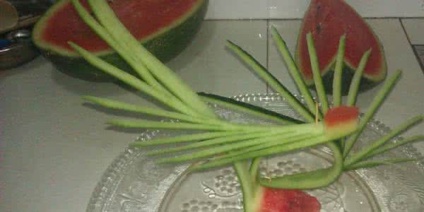 西瓜皮的作用与功效 西瓜皮的功效与作用 西瓜皮的功效有哪些