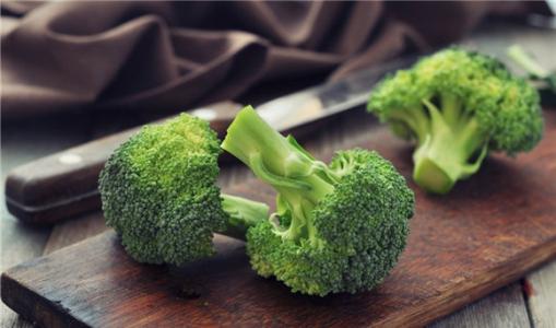 西兰花的营养价值 西兰花的营养价值 即可以抗癌又能抗衰老