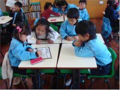 小组合作的意义 小组合作在数学教学中的实践与意义
