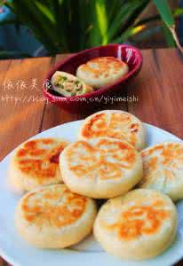 韭菜猪肉饺子馅的做法 剩下的饺子馅不浪费---猪肉韭菜玉米馅饼