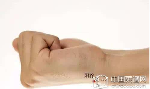 手腕上有痣图解 图解:中医养生 | 手腕上藏着个“不老穴”
