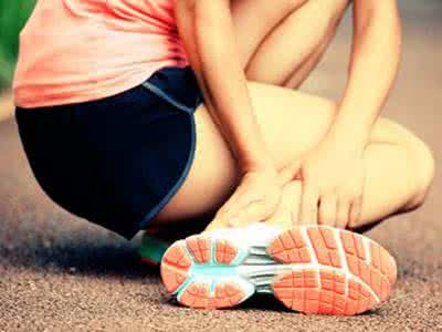 脖子扭伤怎么治疗 脖子发生扭伤应该如何处理