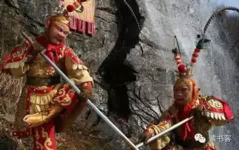 孙悟空真假美猴王 真假美猴王之迷：孙悟空为何滥杀无辜，显摆背景，处处激怒唐僧？