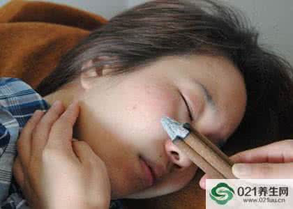 麦粒肿艾灸 艾灸后溪穴巧治麦粒肿操作方法