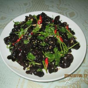 马兰拌香干 香菜凉拌黑木耳