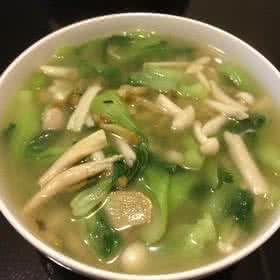 青菜榨菜肉丝汤 快手青菜蘑菇榨菜汤