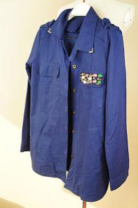 衬衫外面穿什么外套 衬(涂)层保护外套