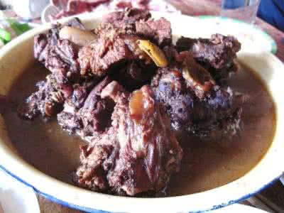 酱大骨头的家常做法 酱大骨的做法_酱大骨怎么做_酱大骨的家常做法【心食谱】