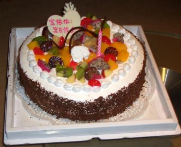 小孩过生日买什么好 小孩过生日吃什么好