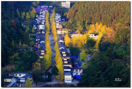 门外青山吴念真 门外青山