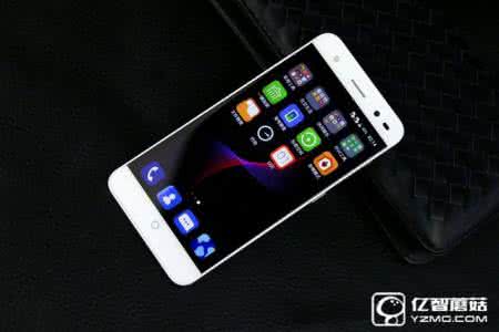 中兴全面退出手机市场 中兴Blade A2全面评测