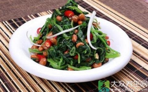 陈醋菠菜花生米的做法 老醋菠菜(做法附图)*
