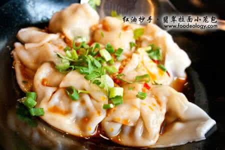 红油抄手 教你包抄手--红油抄手(附：让肉馅爽滑细嫩的秘诀)