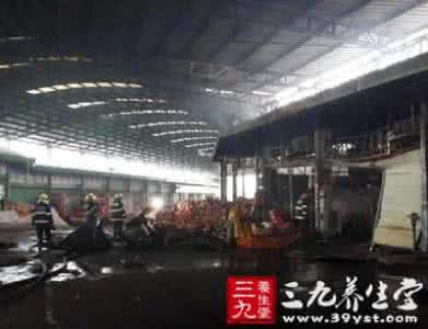 火灾逃生自救十二招 深圳批发市场发生大火 孩子遭遇火灾该如何自救