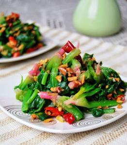 菠菜瘦肉粥的做法 一号肉铺 菠菜炒肉的做法,菠菜炒肉怎么做好吃,菠菜炒肉的家常做法