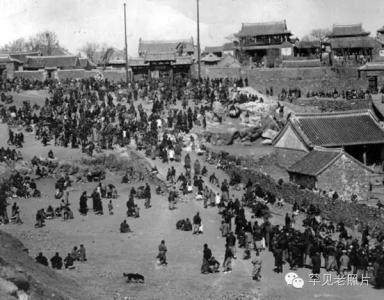 鞋盒里发现 1984年，在一个鞋盒里发现的，轰动全球的民国旧影