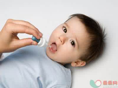 2岁宝宝喂药妙招 如何正确的给宝宝喂药