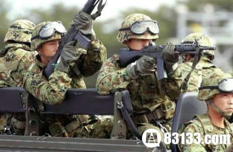 解放军vs日本自卫队 美媒:解放军太过强大 日本自卫队只能被动防御