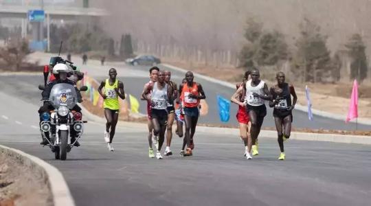 跑步步频多少合适 跑步步频 跑步的步频多少才合适