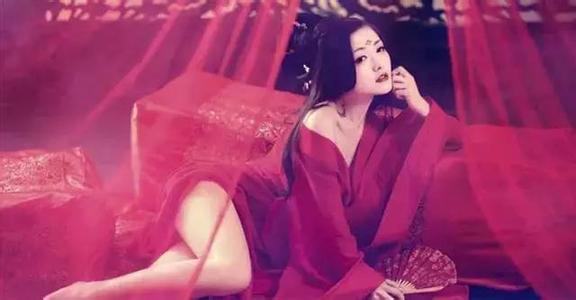 这女人这辈子 【经典美文】这辈子,做一个这样的女人明媚中带点忧伤