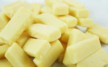 鄂温克族的传统民居 鄂温克族饮食 鄂温克族传统奶制品简介