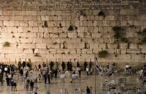 耶路撒冷哭墙 耶路撒冷哭墙 世界十大灵异事件排行榜 耶路撒冷圣城哭墙流泪