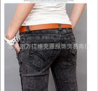 牛仔裤面料 旧牛仔裤还能干什么----用剩余的边料来包装......