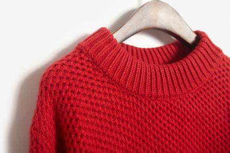 双色线编织毛衣 一看就会的双色毛衣换线方法