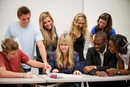 商科 为何过半中国留学生选择学习商科？_商科