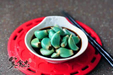 腊八蒜炒什么好吃 腊八蒜的做法