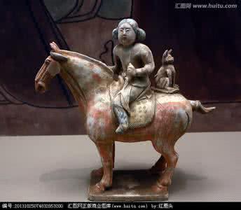 骑马奏乐三彩俑 三彩骑马演奏俑(唐代)