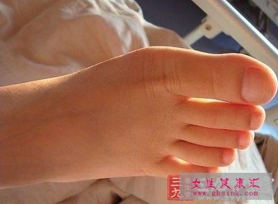 八字命宫表看一生财富 从你的双脚竟能看出一生的财富