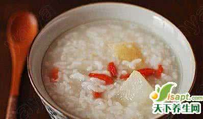 治疗肺炎的常用药物 肺炎常用食疗方