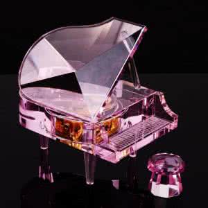 暴风雨第三乐章钢琴谱 触摸风雨（梦幻般的钢琴音乐12首）