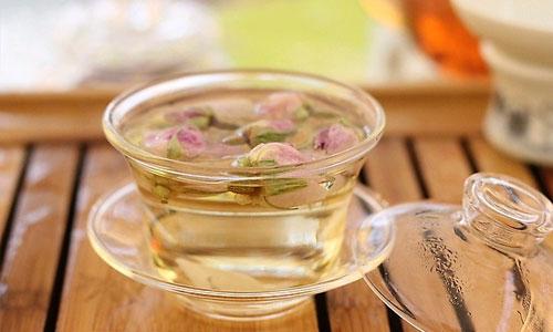 花茶的饮用方式 花茶混搭饮用有损身体