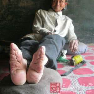 男人喜欢小脚的女人 男人为什么喜欢小脚女人