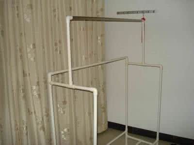 废物再利用自制挂衣架 俺自制的挂衣架