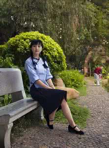 民国时期女生校服 民国时期的女生校服 格外靓丽