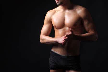 肌肉最发达的男人 男人吃什么能让肌肉更发达?