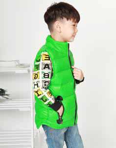 女孩儿玩男孩儿的小鸡 男孩儿女孩儿 【童装系列】男孩儿和女孩儿的可爱马甲