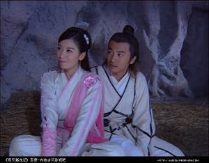 为什么张无忌选择赵敏 赵敏为什么喜欢张无忌 赵敏是如何追张无忌的