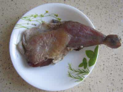 腊鸡腿的做法 腊鸡腿的做法 极品腊鸡腿的做法,极品腊鸡腿怎么做好吃,极品腊鸡腿的家常做法