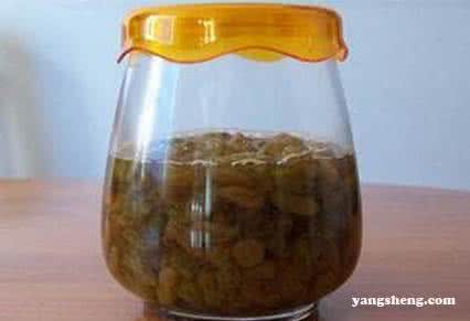 白醋泡葡萄干的功效 醋泡葡萄干有哪些功效